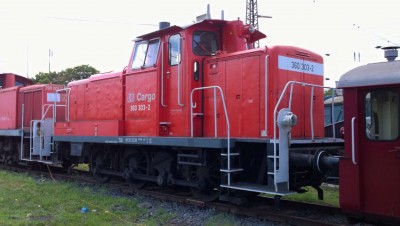 360 303