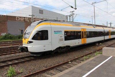 2 D-ERB 428 125-9 2015-05-07 Düsseldorf IMG_1733.JPG