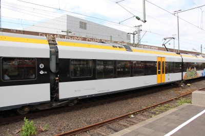 9 D-ERB 829 612-1 2015-05-07 Düsseldorf IMG_1740.JPG