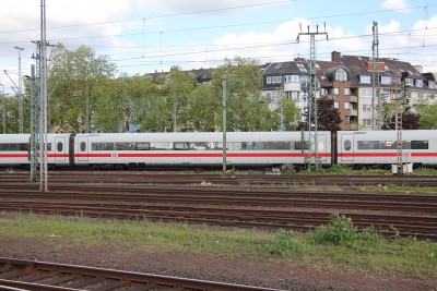 4 D-DB 806 037-8 2015-05-07 Düsseldorf IMG_1854.JPG