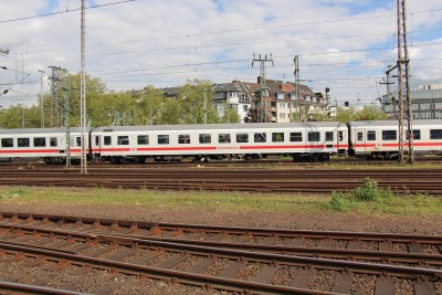 4 D-DB 61 80 85-94 438-6 ARkimbz 2015-05-07 Düsseldorf IMG_1780.JPG