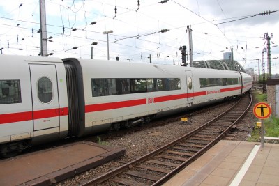 5 D-DB 807 025 2015-05-07 Köln IMG_1585.JPG