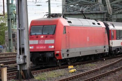 1 D-DB 101 095-8 2015-05-07 Köln IMG_1514.JPG