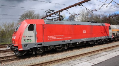 2 DK-RSC 185 327 2017-04-26 Fa IMG_1407.JPG