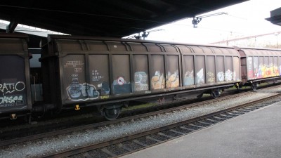 18 D-DB 21 80 245 8 276-7 Hbbillns 2017-04-26 Fa IMG_1423.JPG