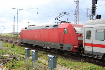 2 D-DB 101 111 2015-05-05 Duisburg IMG_0924.JPG