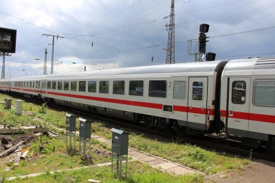 6 D-DB 61 80 21-90 911-3 Bvmsz 2015-05-05 Duisburg IMG_0929.JPG