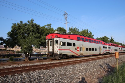 8 Caltrain 113 2017-08-15 Great Oaks Blvd IMG_2973.JPG