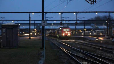 1 DK-RSC 185 334 2017-03-08 Fa som 44704 Pa-Fa IMG_0568.JPG