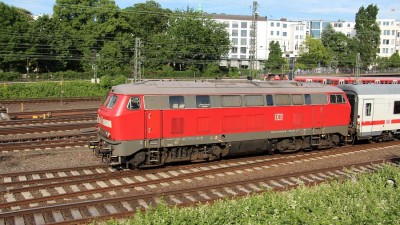 1 D-DB 218 321-8 2018-05-25 Hamburg IMG_5964.JPG