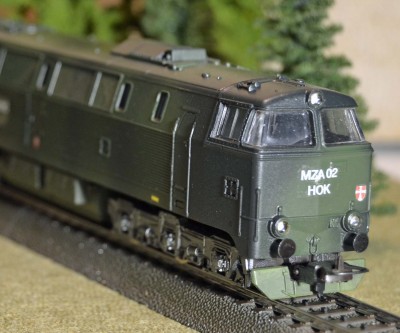 a mza 02.jpg