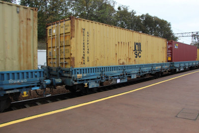 35 PL-PKP 21 51 345 9 575-4 Kgns 2016-10-12 Gdansk IMG_9067.JPG
