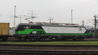 1 D-ELOC 193 744-0 2019-04-05 Altenwerder IMG_7554.JPG