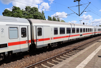 5 D-DB 61 80 20-94 482-2 Bpmmz 2020-07-20 Itzehoe IMG_1704.JPG