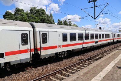 6 D-DB 61 80 20-94 443-3 Bpmmz 2020-07-20 Itzehoe IMG_1705.JPG