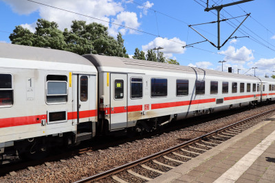 10 D-DB 61 80 19-91 179-0 Avmmz 2020-07-20 Itzehoe IMG_1709.JPG