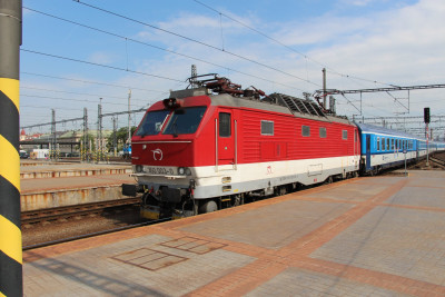 1 SK-ZSSK 350 003-0 2018-05-25 Prag Hbf IMG_5832.JPG