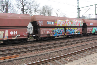 30 D-RBH 81 80 664 3 524-4 Falns 2019-04-05 Hamburg-Harburg IMG_7461.JPG