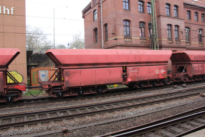 10 D-DB 81 80 686 1 525-6 Fallrrs 2019-04-05 Hamburg-Harburg b IMG_6859.JPG