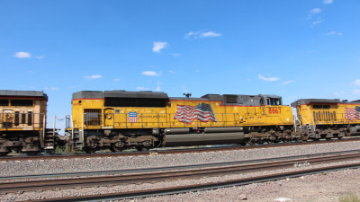 3 Union Pacicfic 8867 2017-08-04 Barstow IMG_2542.JPG