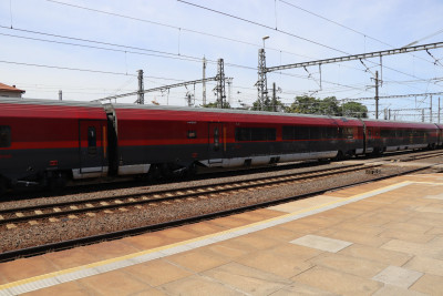 8 A-ÖBB 73 81 85-90 530-9 ARbmpz 2022-07-17 Prag Hbf IMG_6981.JPG