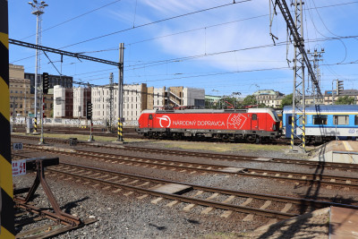 1 SK-RAIL 383 105-4 2022-07-17 Prag Hbf IMG_6640.JPG