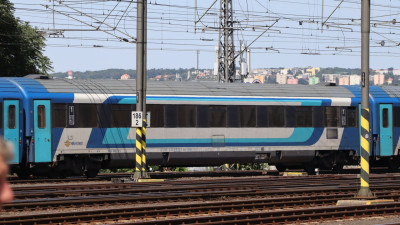 4 H-START 61 55 19-91 105-6 Amz 2022-07-17 Prag Hbf IMG_6890.JPG