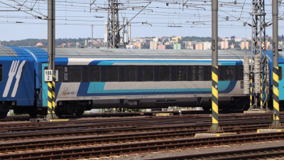 6 H-START 61 55 21-91 111-0 Bmz 2022-07-17 Prag Hbf IMG_6892.JPG