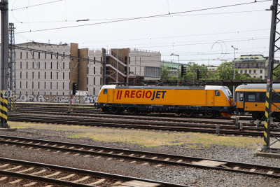 1 CZ-RJ 388 206-5 2022-07-18 Prag Hbf IMG_7125.JPG