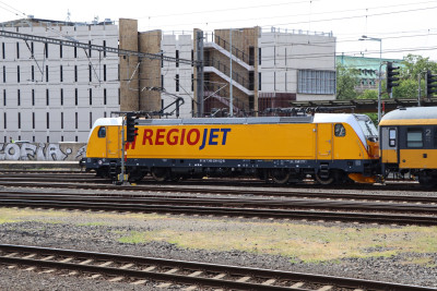 2 CZ-RJ 388 206-5 2022-07-18 Prag Hbf IMG_7126.JPG