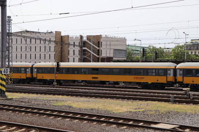 6 A-RJ 61 81 50-91 000-7 Bvcmz 2022-07-18 Prag Hbf IMG_7131.JPG