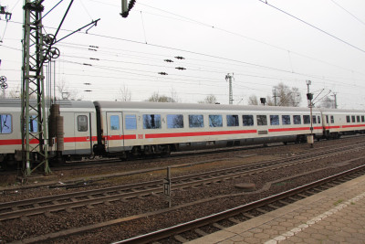 5 D-DB 61 80 21-90 923-8 Bvmmsz 2019-04-05 Hamburg-Harburg IMG_6939.JPG