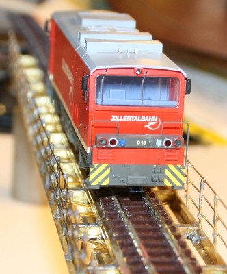 027 small.jpg