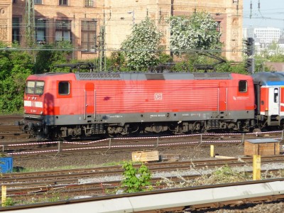 1 D-DB 112 168-0 2011-05-05 Hamburg P1180422.JPG