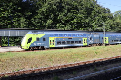 2 D-DB 445 038-6 DABpbzfa 2022-07-16 Flensburg IMG_6569.JPG