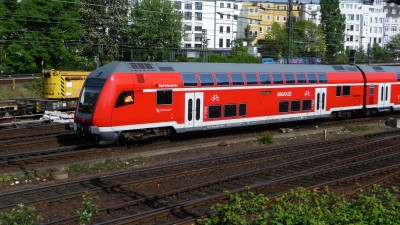 1 D-DB 50 80 86-81 105-8 DBpbzfa 2011-05-05 Hamburg P1180627.JPG