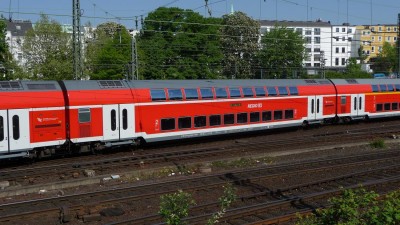5 D-DB 50 80 26-81 121-8 DBpza 2011-05-05 HamburgP1180616.JPG