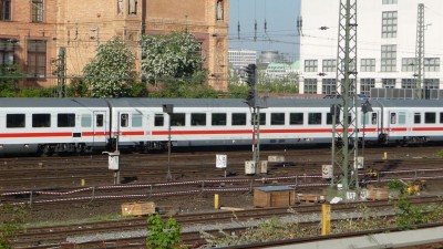8 D-DB 61 80 20-94 406-1 Bpmz 2011-05-05 Hamburg P1180462.JPG
