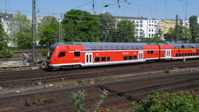 1 D-DB 50 80 86-81 109-0 DBpbzfa 2011-05-05 Hamburg  P1180593.JPG
