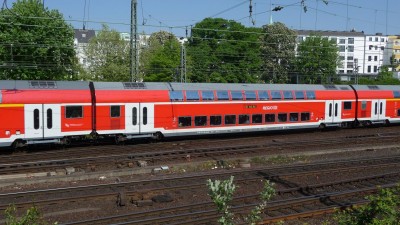 3 D-DB 50 80 26-81 129-1 DBpza 2011-05-05 Hamburg P1180595.JPG