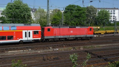 7 D-DB 112 178-9 2011-05-05 Hamburg P1180599.JPG