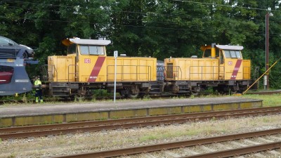 de 2 uundværlige Mk slæber afsted med 2219 tons