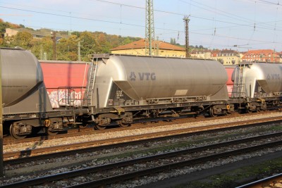 16 D-VTGD 37 80 932 7 801-8 Uacns 2013-10-07 Wurzburg IMG_4103.JPG