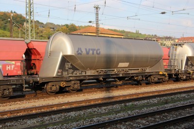 18 D-VTGD 37 80 932 7 727-5 Uacns 2013-10-07 Wurzburg IMG_4131.JPG