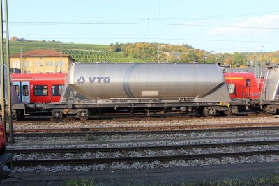 24 D-VTGD 37 80 932 7 757-2 Uacns 2013-10-07 Wurzburg IMG_4137.JPG