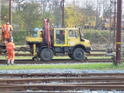 1 Railservice Unimog 2013-11-14 Fa P1100212.JPG