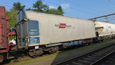 12 A-ÖBB 35 81 467 3 195-7 Shimmns 2013-05-19 Fa P1080580.JPG
