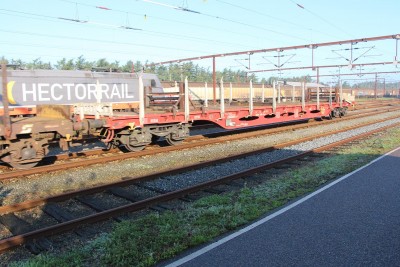 18 A-ÖBB 31 81 350 6 172-5 Rns-z 2013-09-10 Pa IMG_3535.JPG