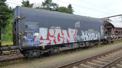 10 A-ÖBB 35 81 467 7 032-8 Shimmns 2012-08-16 Fa P1050858.JPG