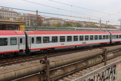 3 A-ÖBB 61 81 21-90 527-6 Bmz 2013-10-10 Wien West Bhf IMG_5078.JPG
